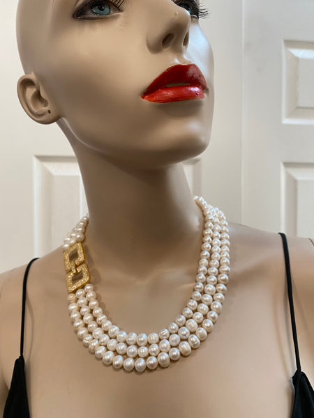Ellian Fresh Water Pearls 3 row Necklace With Side Gold Pave Clasp