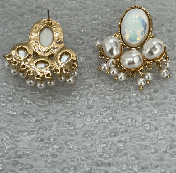 Faux Pearls Earrings For wedding, Mother of the Bride , Bridesmaids or any occasions