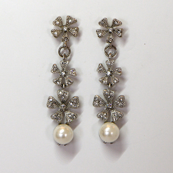 Heftsi Pearls Earrings