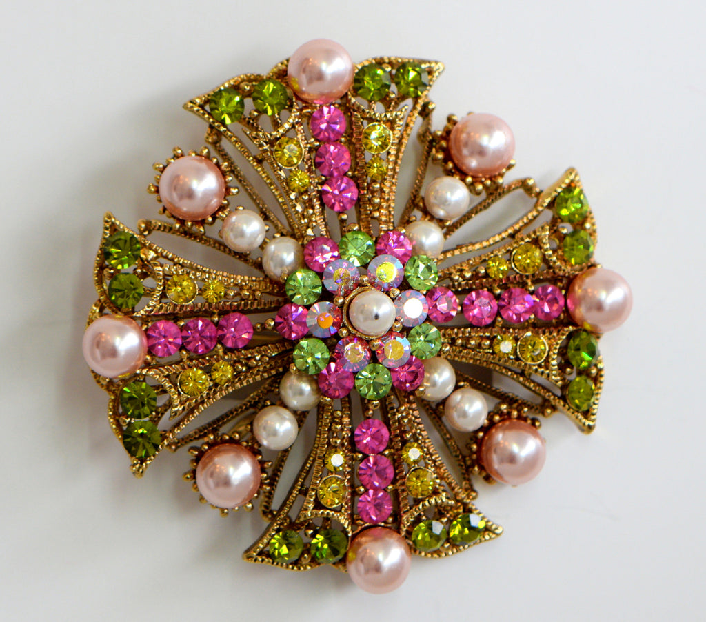 Heftsi Vintage Brooche With swarovski crystal and swarovski pearls