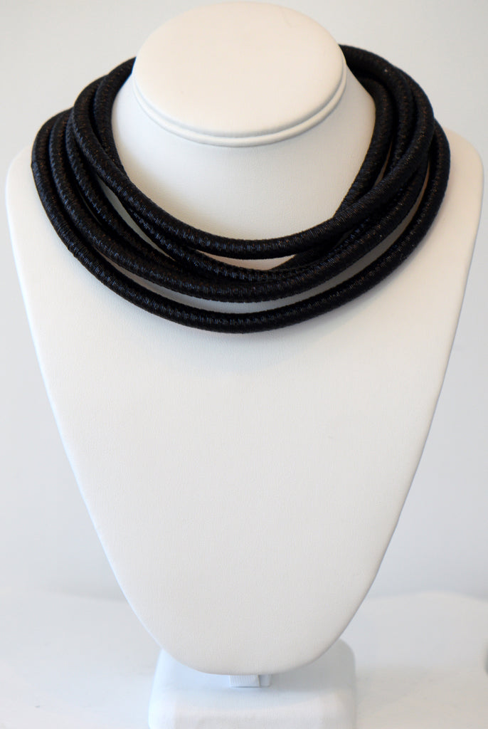 Heftsi Black Cable Necklace